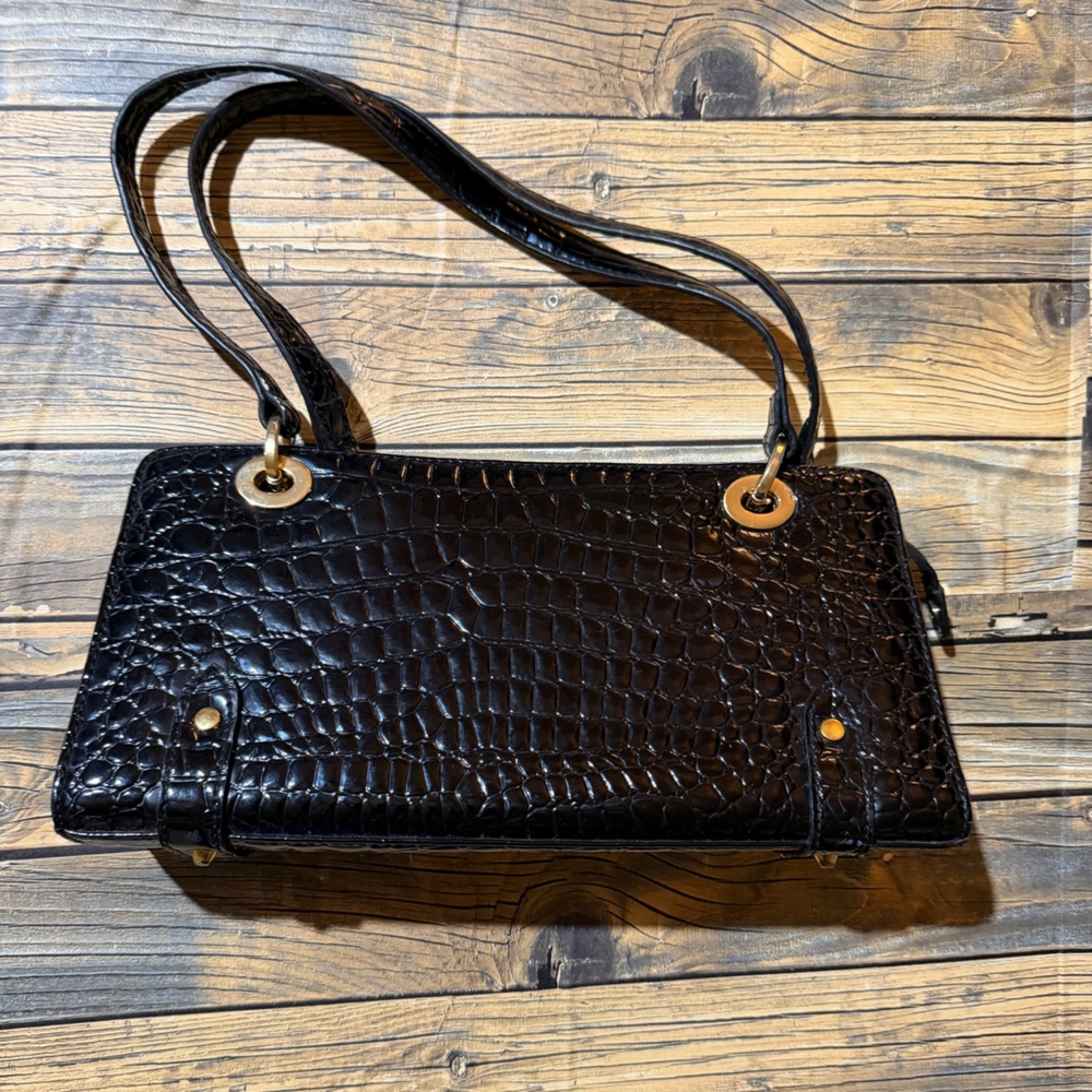 Elegant Black‎ Crocodile-Embossed purse